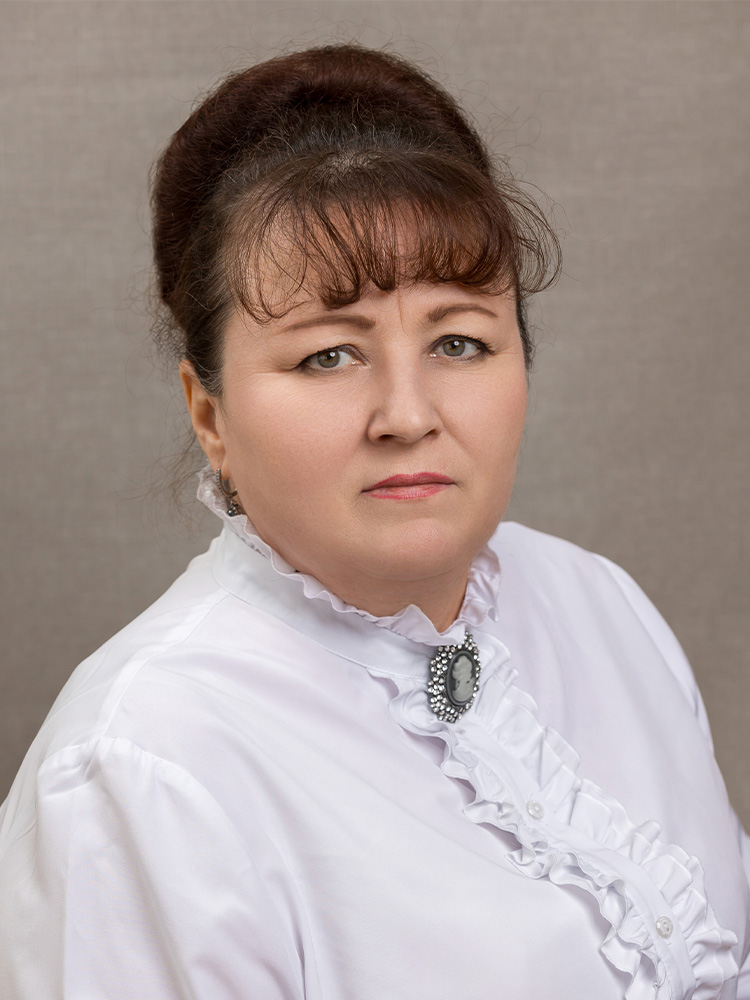 Попова Екатерина Викторовна.